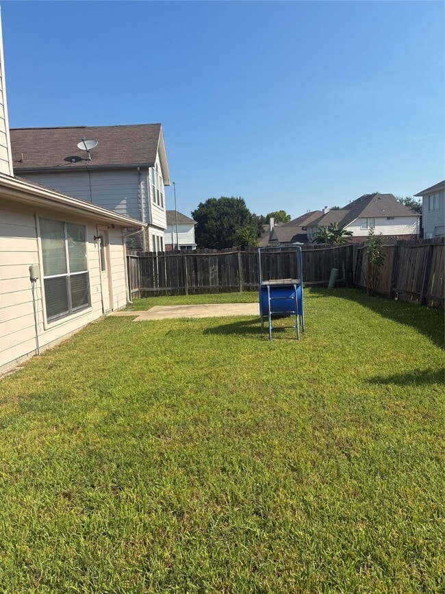 Building Photo - 8307 Solara Bend Ct