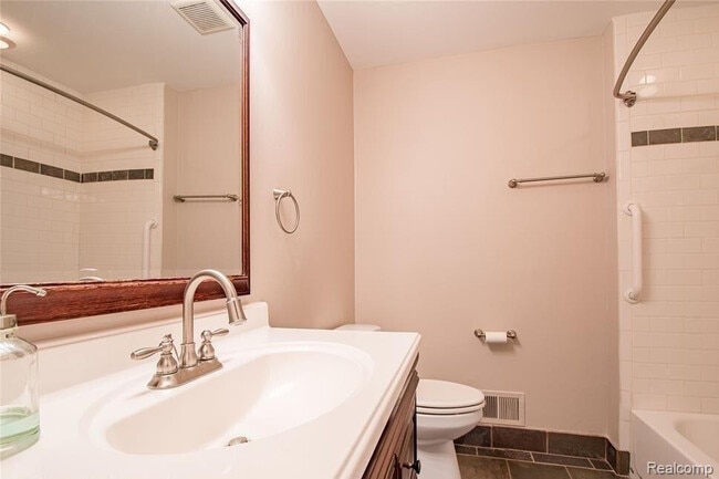 Building Photo - 22734 Chestnut Tree