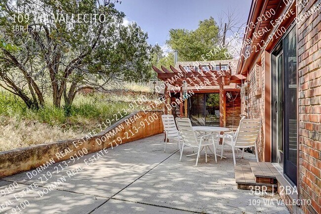 Building Photo - 109 VIA VALLECITO-