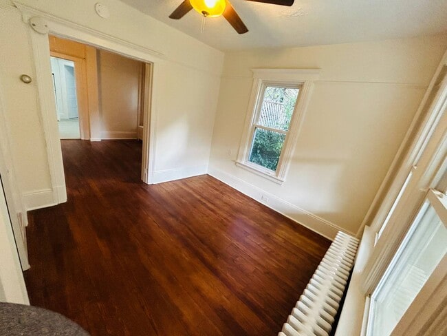 Primary Photo - 133 Berry Hill Rd