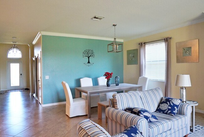 Building Photo - 12948 Broomfield Ln