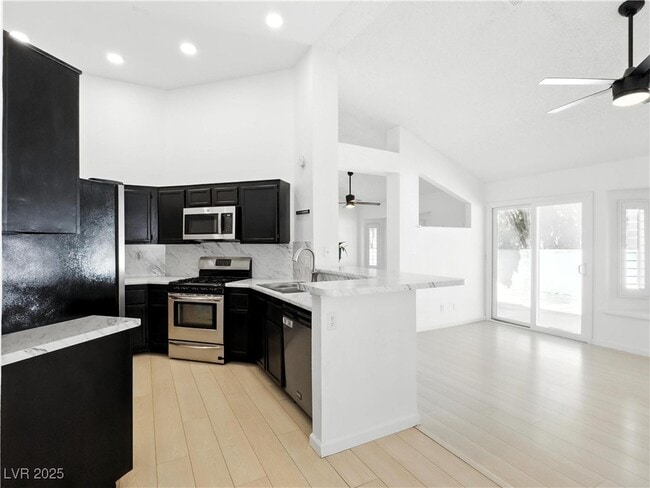Building Photo - 2513 Aberdeen Ln