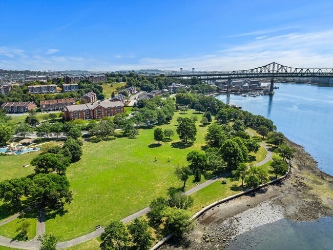 Building Photo - 30 Breakwater Cove