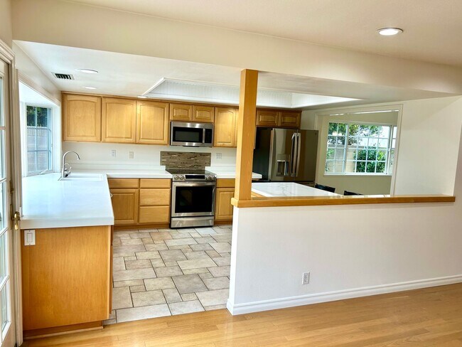 Building Photo - Beautiful 4 Bedroom/3 Bath Home with Bonus Room in Cypress, CA.   SOLAR Installed!