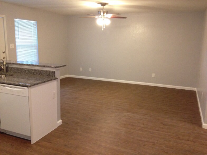 Building Photo - 4904 Merritt Cir