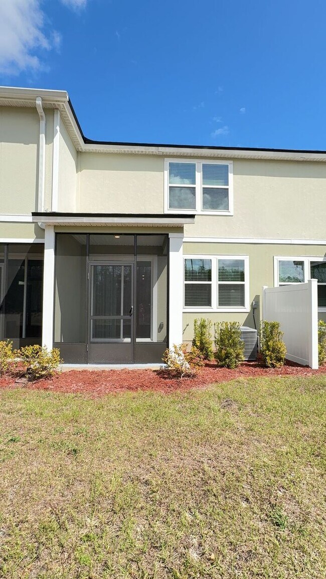 Building Photo - 263 Redbud Rd