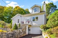 Building Photo - 528 N Wagner Ave