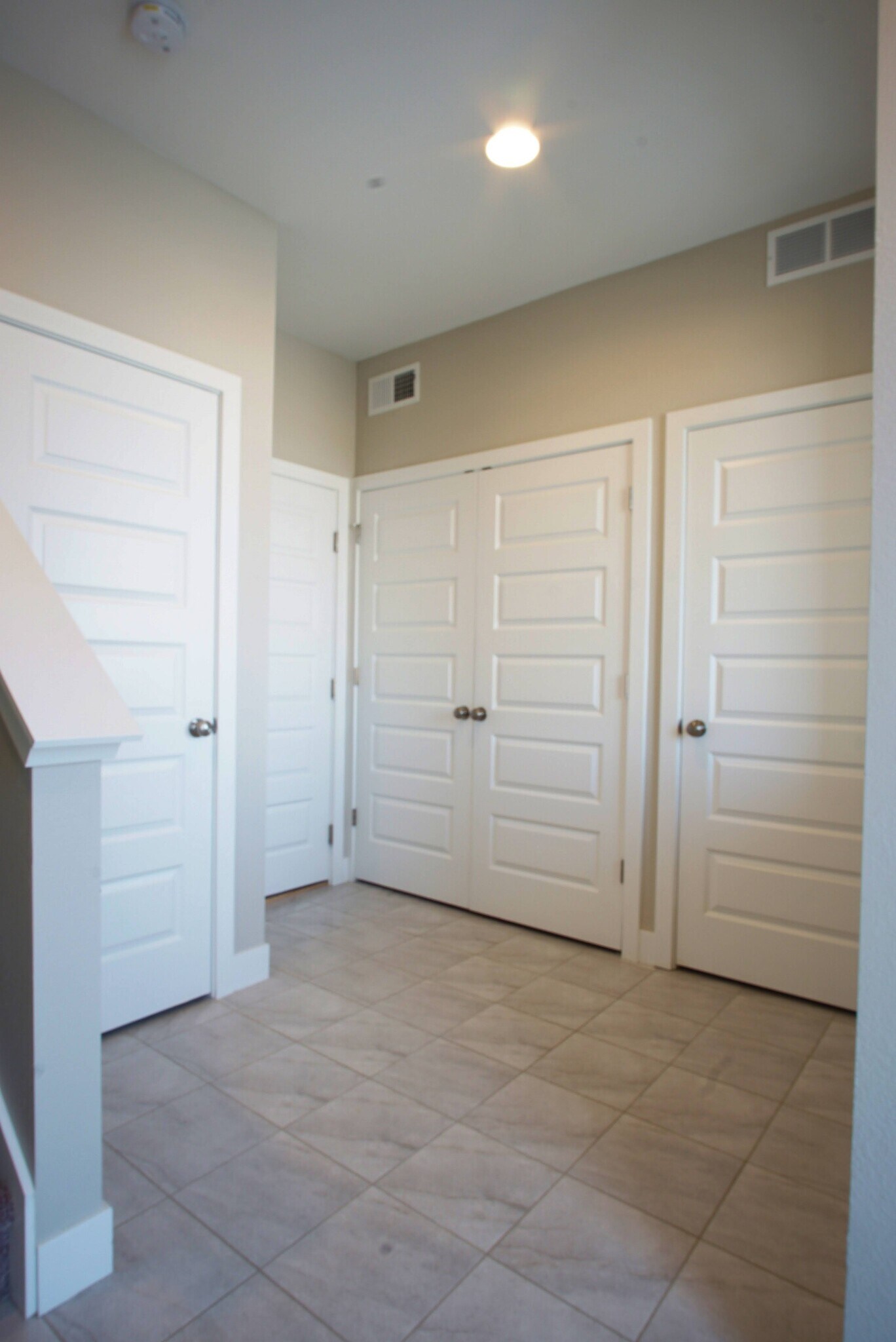 Utility/Entry Area - 2541 Moline St
