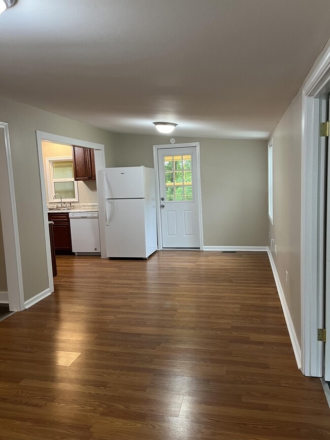 Building Photo - 852 Hornbuckle Rd