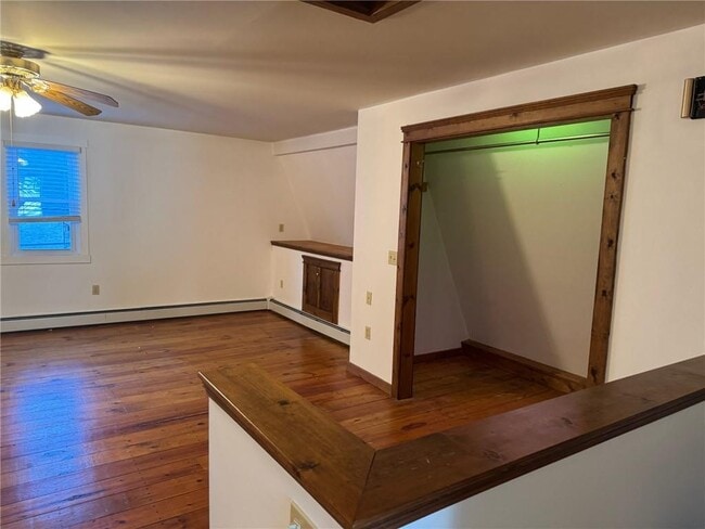 Building Photo - 31 Powel Ave