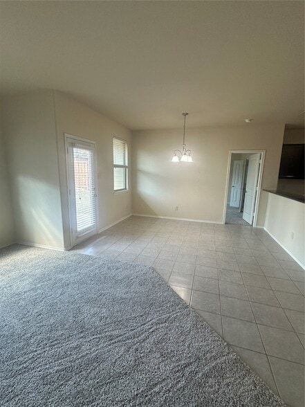 Building Photo - 2412 Michelle Creek Dr