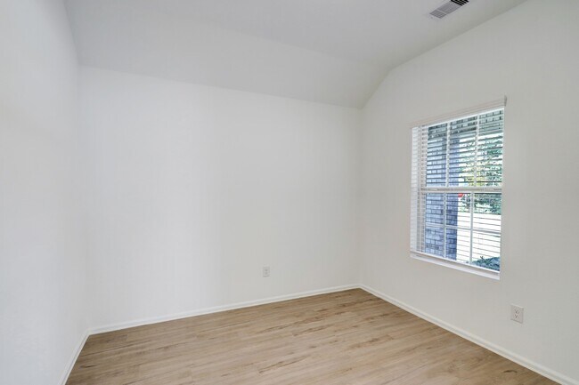 Building Photo - 18916 Caney Frst Dr