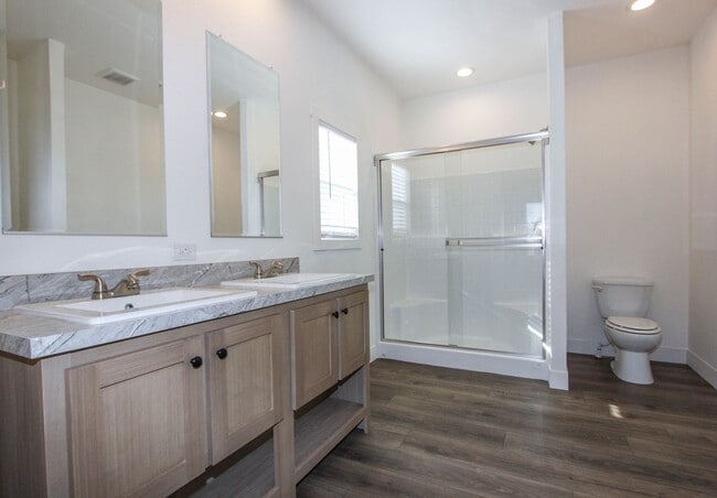 Building Photo - New Manufactured Home in Paudlen