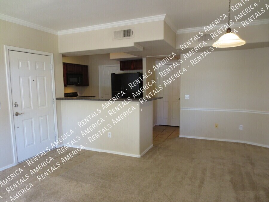 Building Photo - 15095 N Thompson Peak Pkwy
