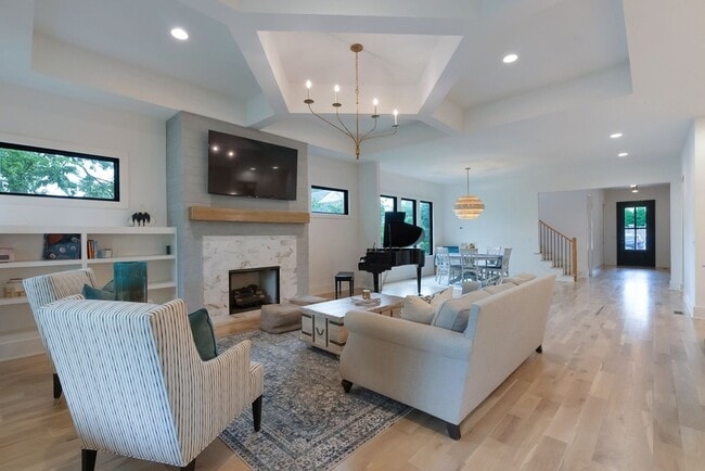 Building Photo - 3733 Estes Rd