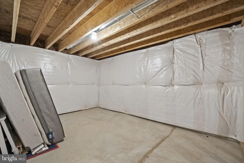 Building Photo - 104 Ridgeway St