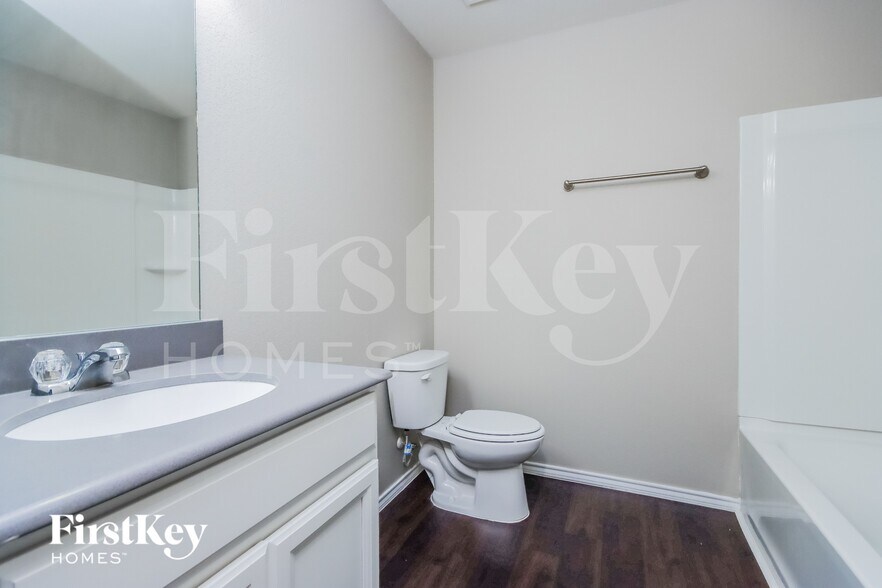 Building Photo - 4411 Windmill Run Dr