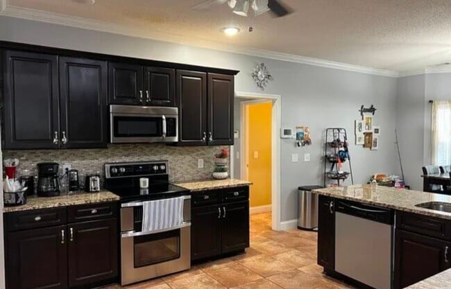 Building Photo - 106 Prestige Dr