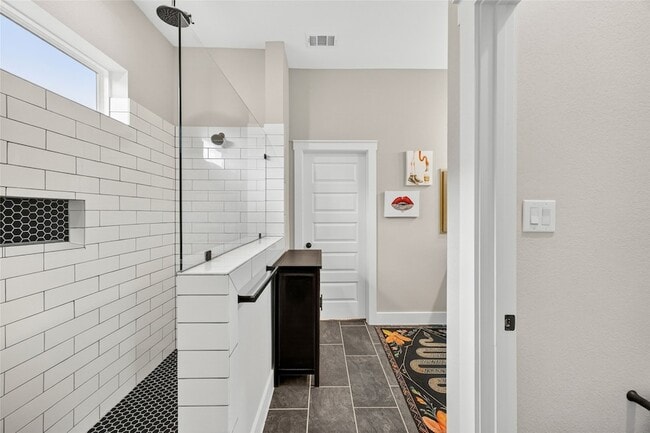 Building Photo - 18403 Vivacious Ln