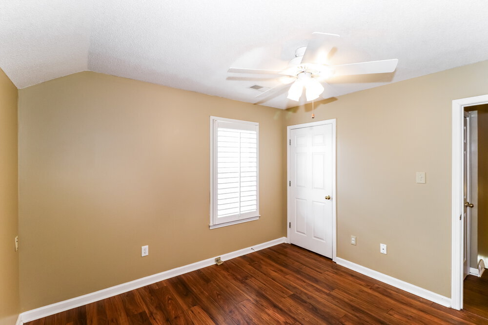 Building Photo - 8705 Eagle View Dr
