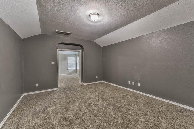 Building Photo - 27319 Ashland Meadows Ln