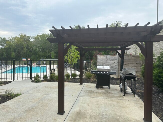 Building Photo - 704 Inspiration Blvd