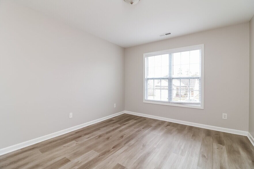 Building Photo - 5232 Nautical Ln