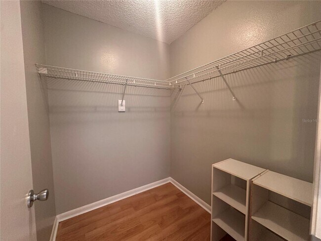 Building Photo - 1649 Selkirk Dr