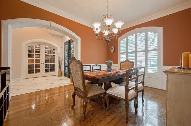 Building Photo - 11826 Legend Manor Dr