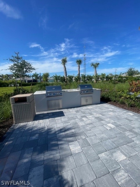 Building Photo - 8841 Oceana Wy