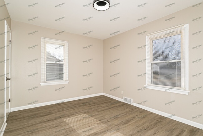 Building Photo - 6834 Eisele St