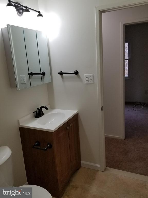 Building Photo - 8414 Red Ash Ct