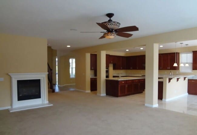 Building Photo - Coming Soon!!