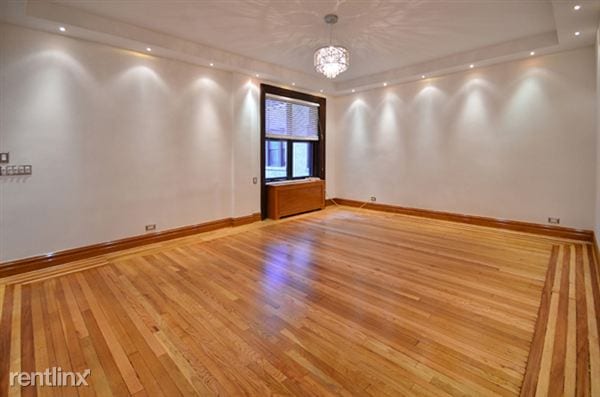 Building Photo - 855 7TH Ave