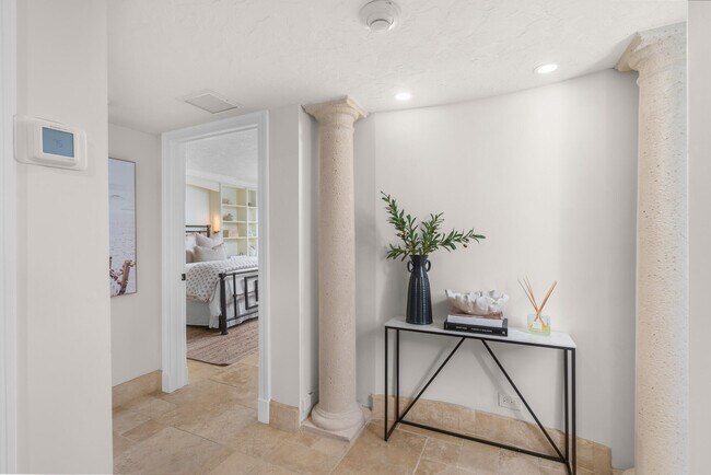 Building Photo - 1111 S Ocean Blvd