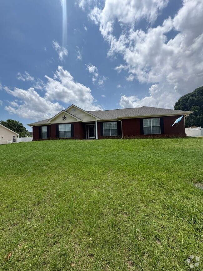 Building Photo - Wood Creek Subdivision!!  Close to Ft Novo...