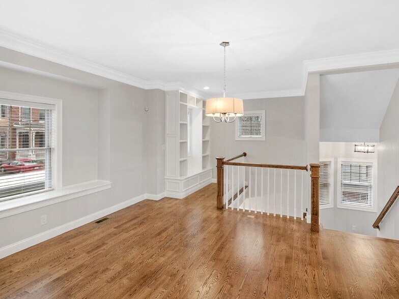Building Photo - 38 Millmont St