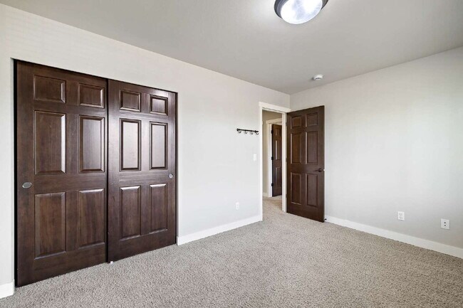 Building Photo - **Stunning Luxury Home in Desirable Mukilteo for RENT!** Available August 25th for MOVE IN