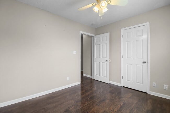 Building Photo - 3809 Man O War Blvd