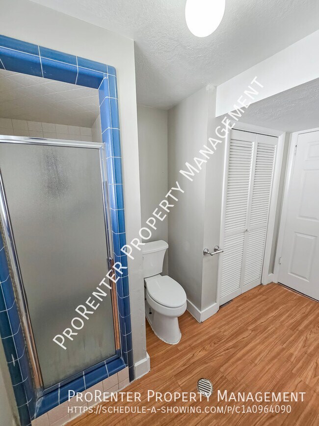 Building Photo - 929 Wasatch Dr