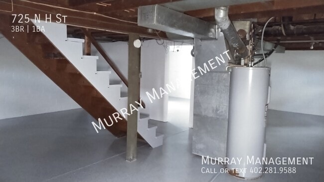 Building Photo - 725 N H St