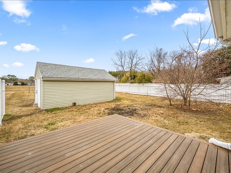 Building Photo - 600 Pacific Ave