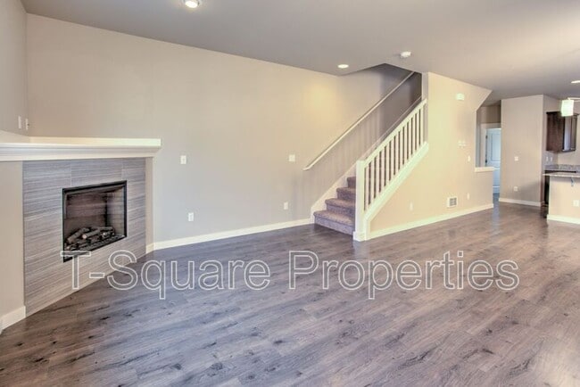 Building Photo - 14919 41st Ave SE