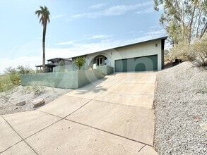 Building Photo - 1701 E Camino del Santo