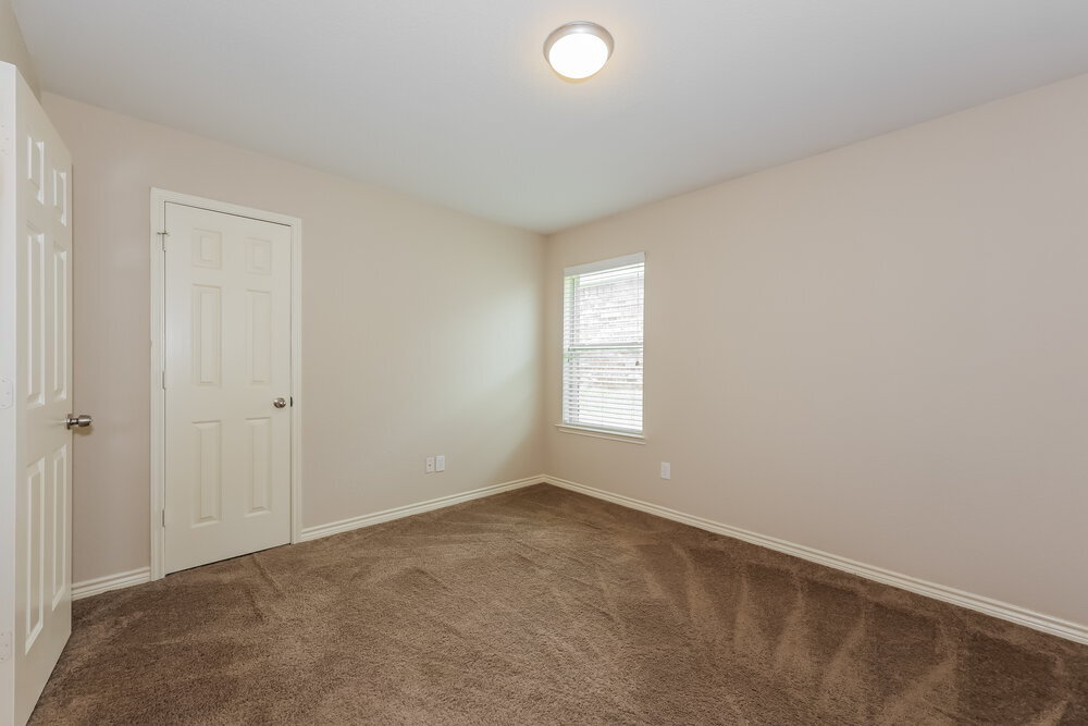 Building Photo - 6020 Walleye Dr