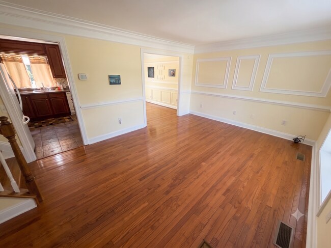 Building Photo - 1506 Havilland Pl