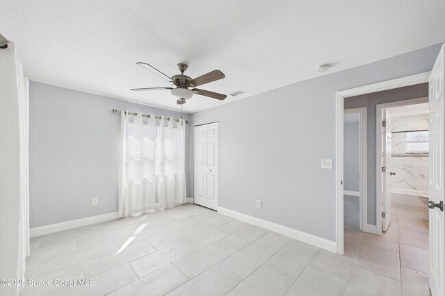 Building Photo - 1500 Dorsal St