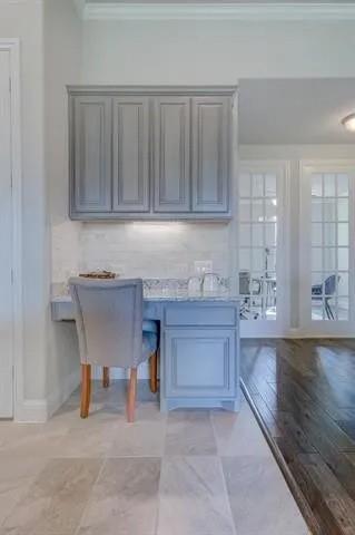 Building Photo - 1017 Merion Dr