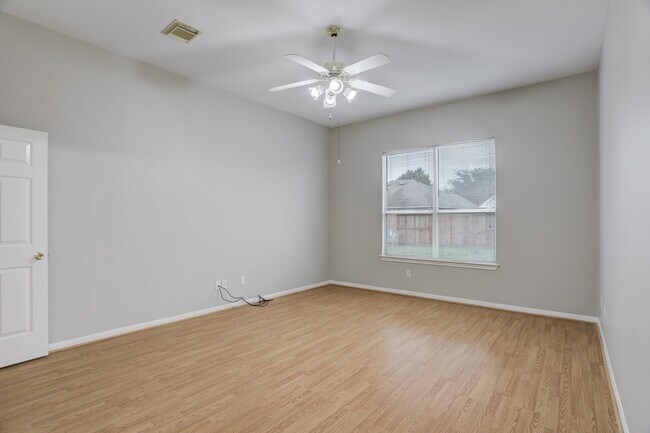 Building Photo - 3924 Highland Vale Ct