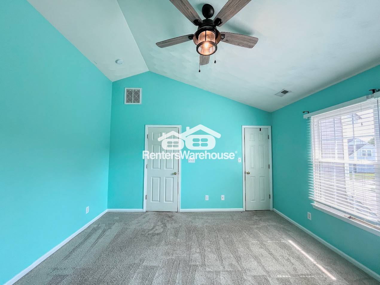 Building Photo - 2116 Kingsley Ln